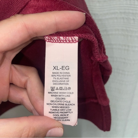 Kate Spade Sparkle and Shine crewneck - Picture 4 of 5